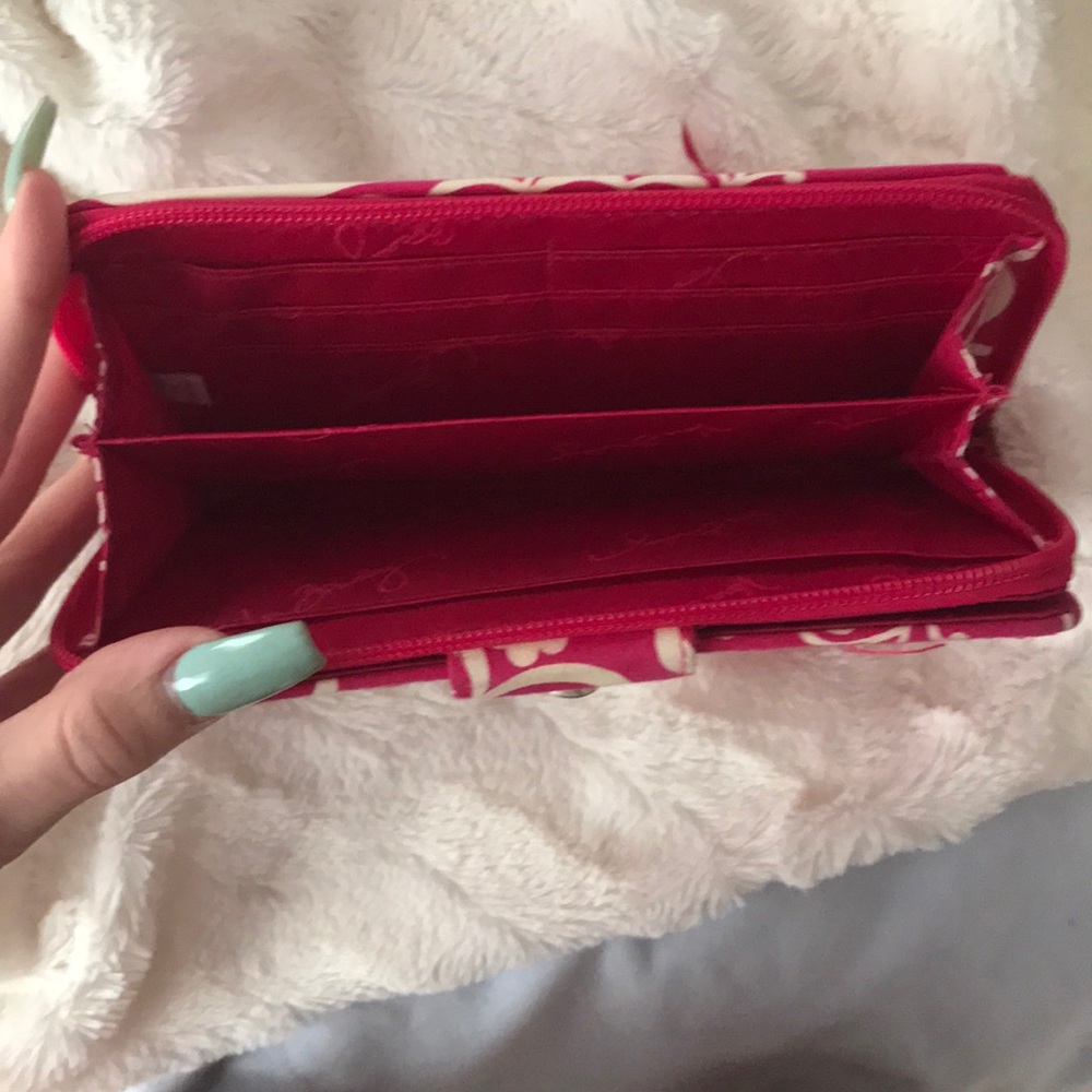 Vera Bradley Wallet (new w/o tags) - Picture 2 of 2